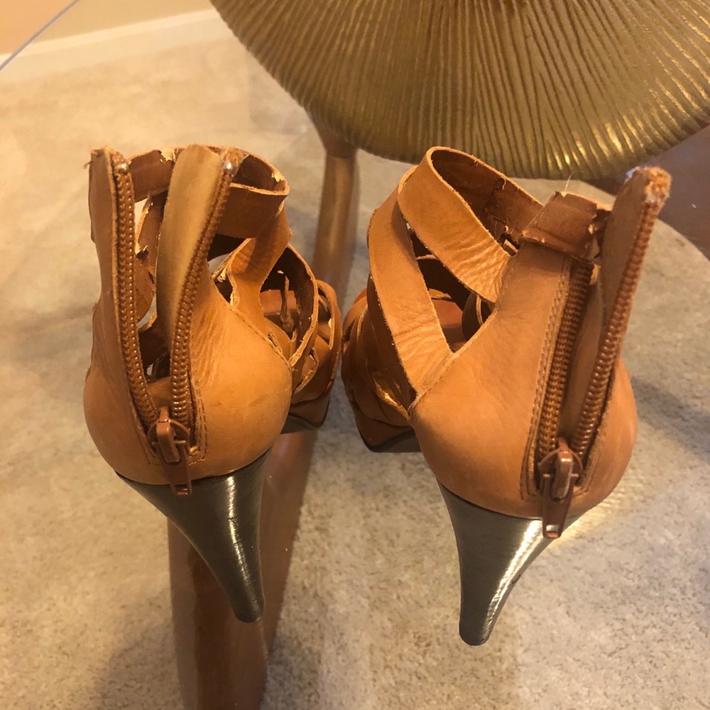 Shoes - Picture 2 of 3